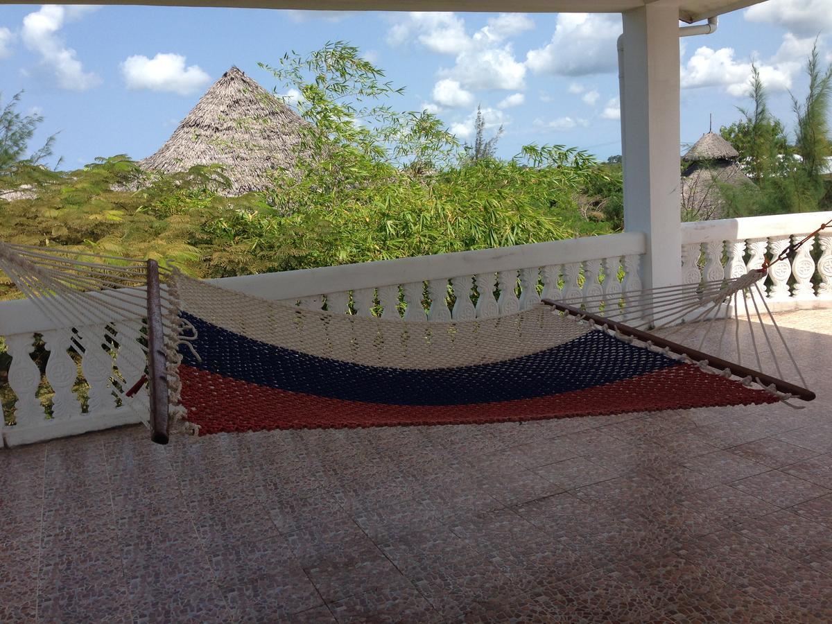 Crim Wind Freedom Hotel Jambiani  Exterior photo