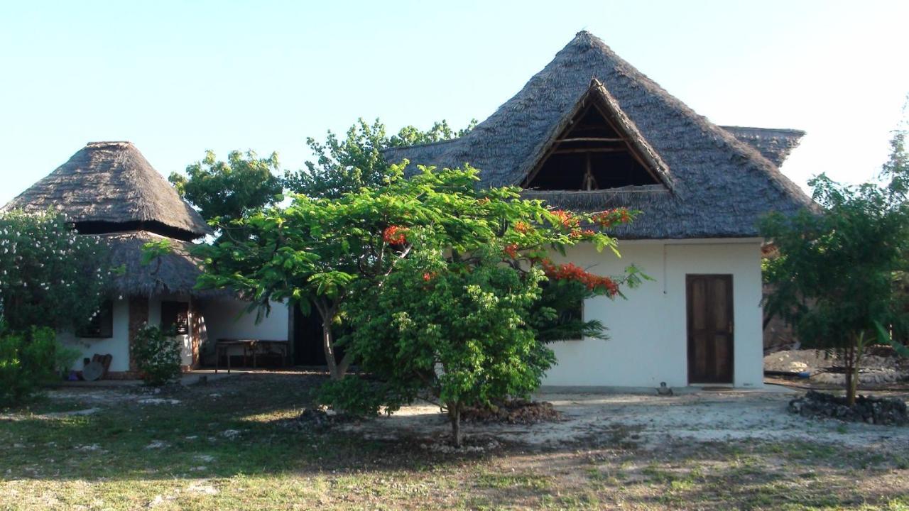 Crim Wind Freedom Hotel Jambiani  Exterior photo