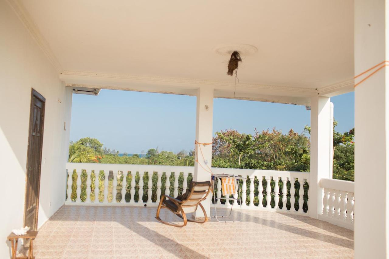 Crim Wind Freedom Hotel Jambiani  Exterior photo
