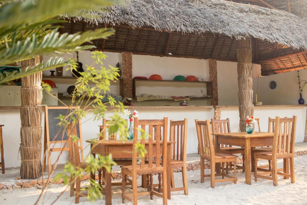 Crim Wind Freedom Hotel Jambiani  Exterior photo